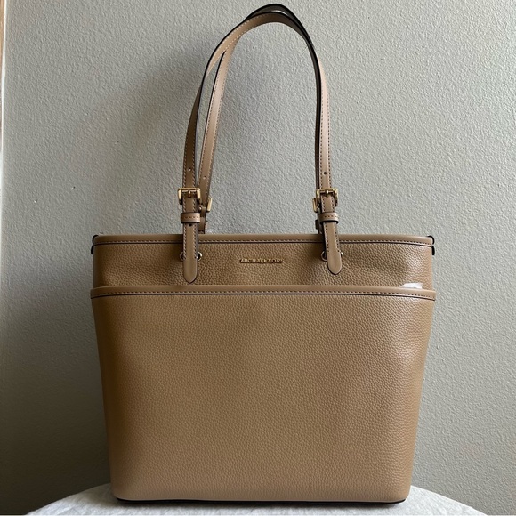 MICHAEL KORS-NWT Winston MD TZ Pocket Tote Bag in Camel - Picture 2 of 13